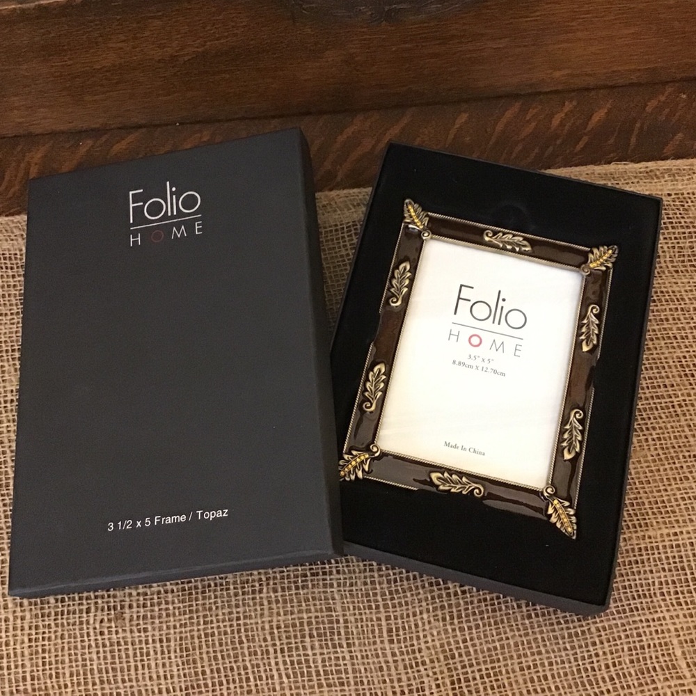 Folio Enameled Photo frame with stone and gold embellishments